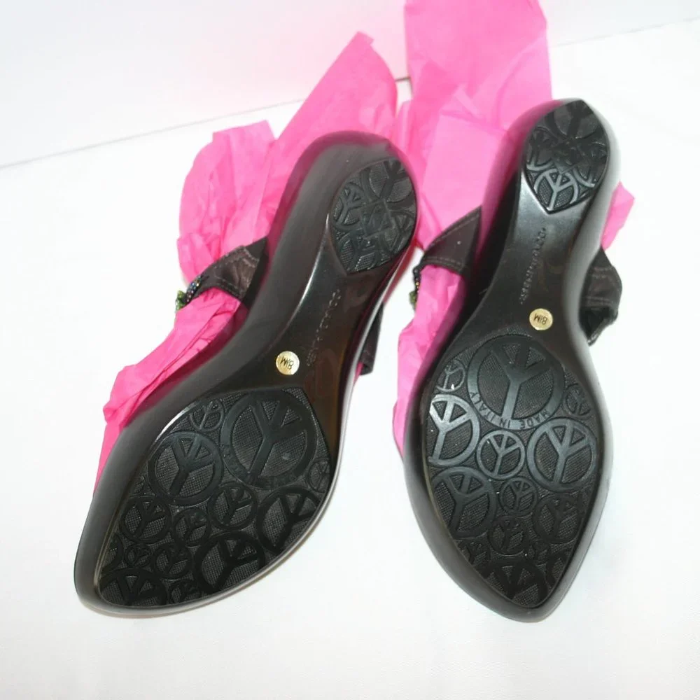 Donald Pliner Wedge Heel Sandal 'Cece" Size 8.5 J-894. New Condition. No box. - Picture 6 of 10